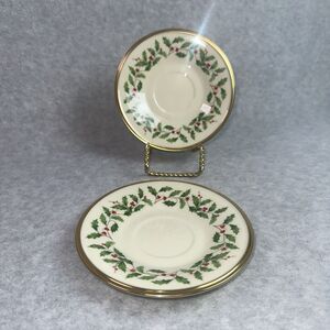 LENOX HOLIDAY DIMEMSION COLLECTION HOLLY BERRY 6" SAUCERS LOT OF 2 MULTI AVAIL